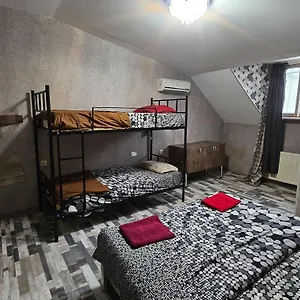 Отель Kiev, Тбилиси