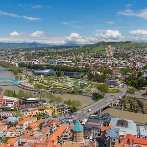 Отель Caucasus, Тбилиси